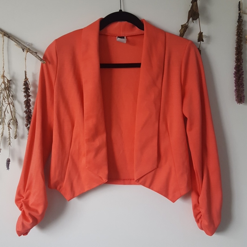 Coral ruched-sleeve blazer